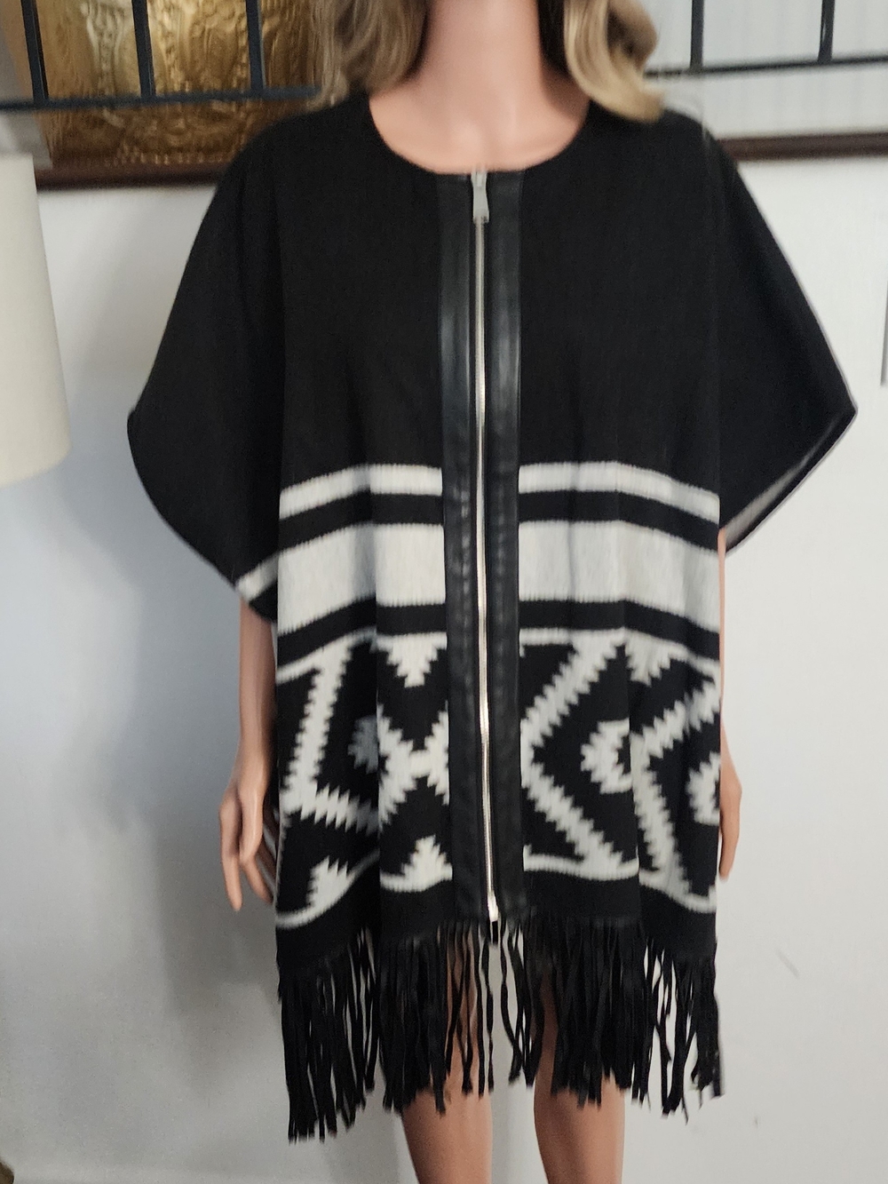 BCBGeneration Black & White Zip-Front Fringe Poncho